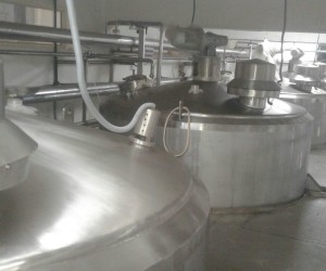 CREAM STORAGE TANK